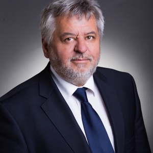 Lánczi András